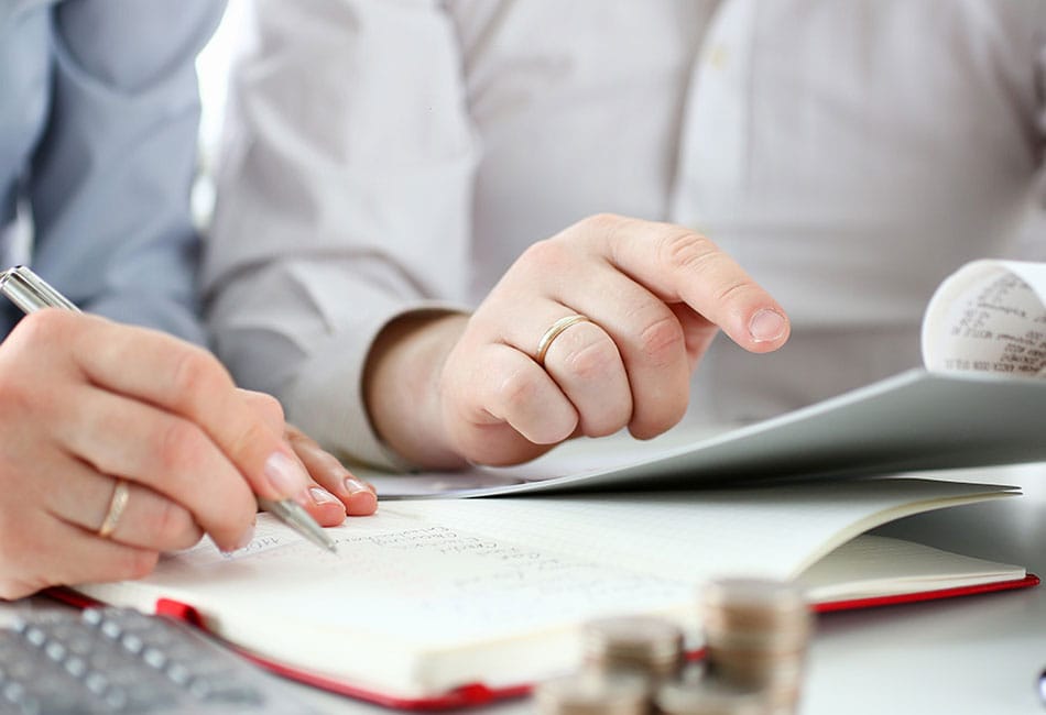 Empowering Consumers: How Health Insurance Agents Simplify Coverage Options